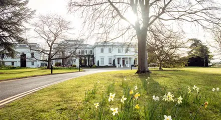 Henleybusinessschoolexterior1